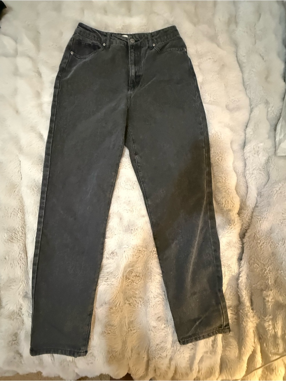 Women's Black Straight-Leg Jeans - Classic Everyday Style